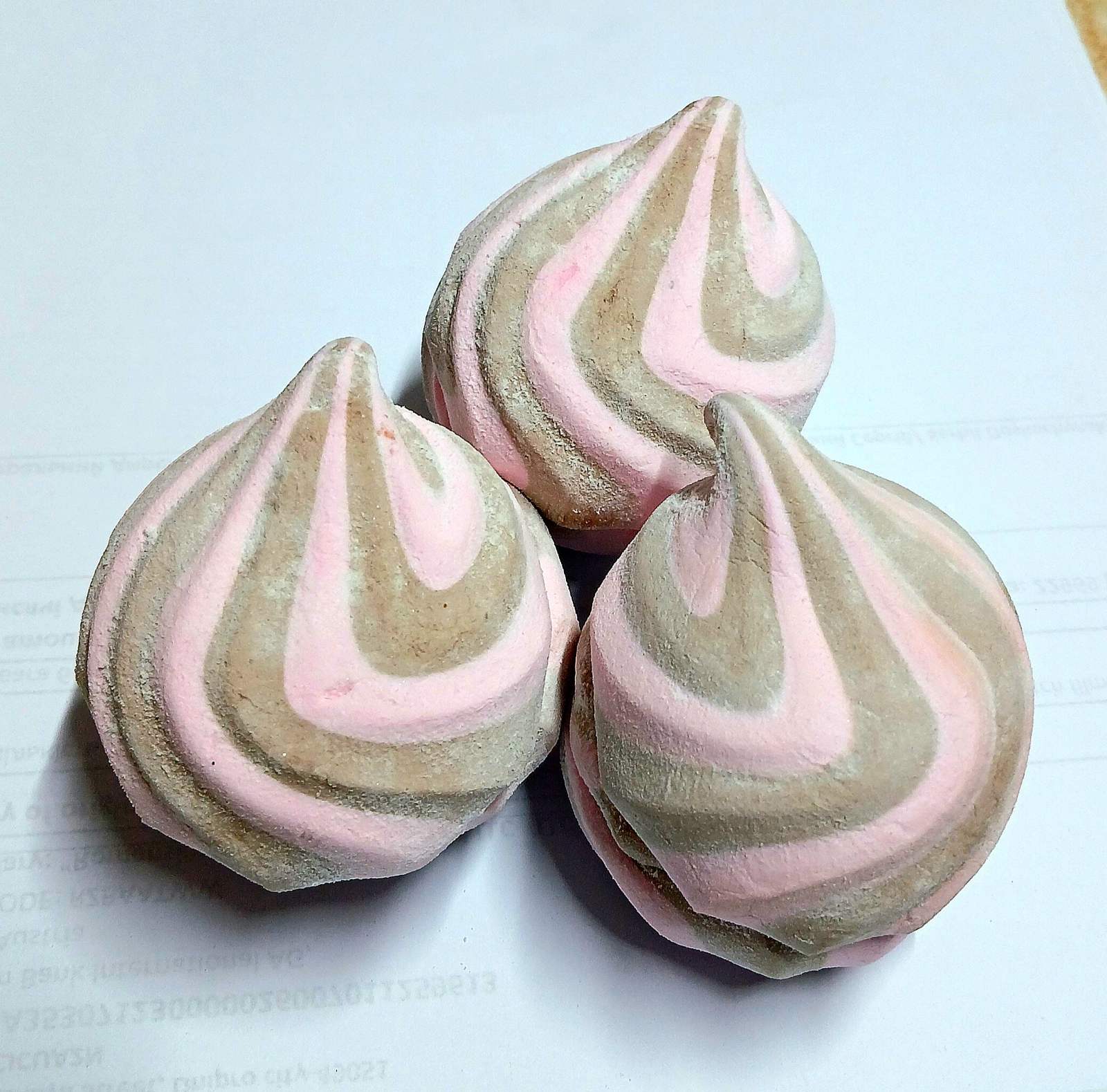 zefir_z_aromatom_polunytsi_ta_shokoladu_